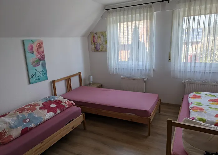 利珀塔勒度假屋 *